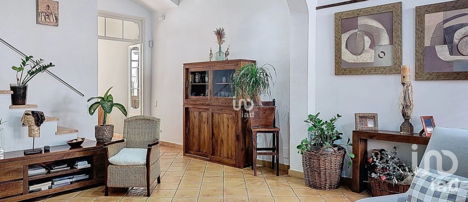 Village house 3 bedrooms of 195 m² in Canet de Mar (08360)