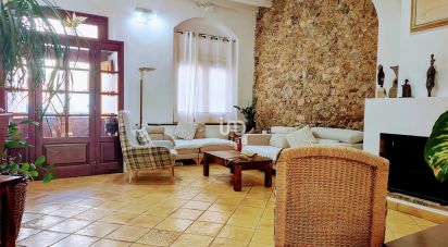 Village house 3 bedrooms of 195 m² in Canet de Mar (08360)