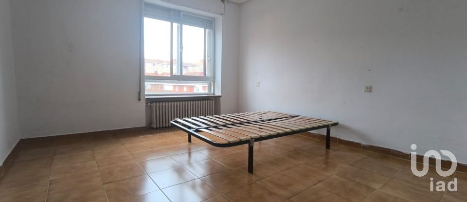 Piso 3 habitaciones de 98 m² en San Andrés del Rabanedo (24010)