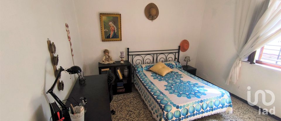 Village house 6 bedrooms of 361 m² in Villablanca (21590)