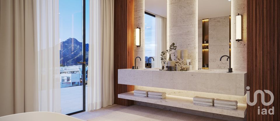 House 5 bedrooms of 833 m² in Marbella (29602)