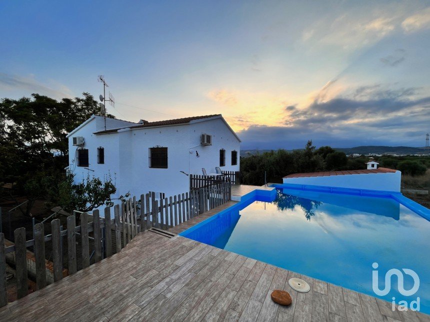 House 4 bedrooms of 159 m² in Torreblanca (12596)