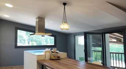 Casa adossada 6 habitacions de 433 m² a Sant Privat d'en Bas (17178)