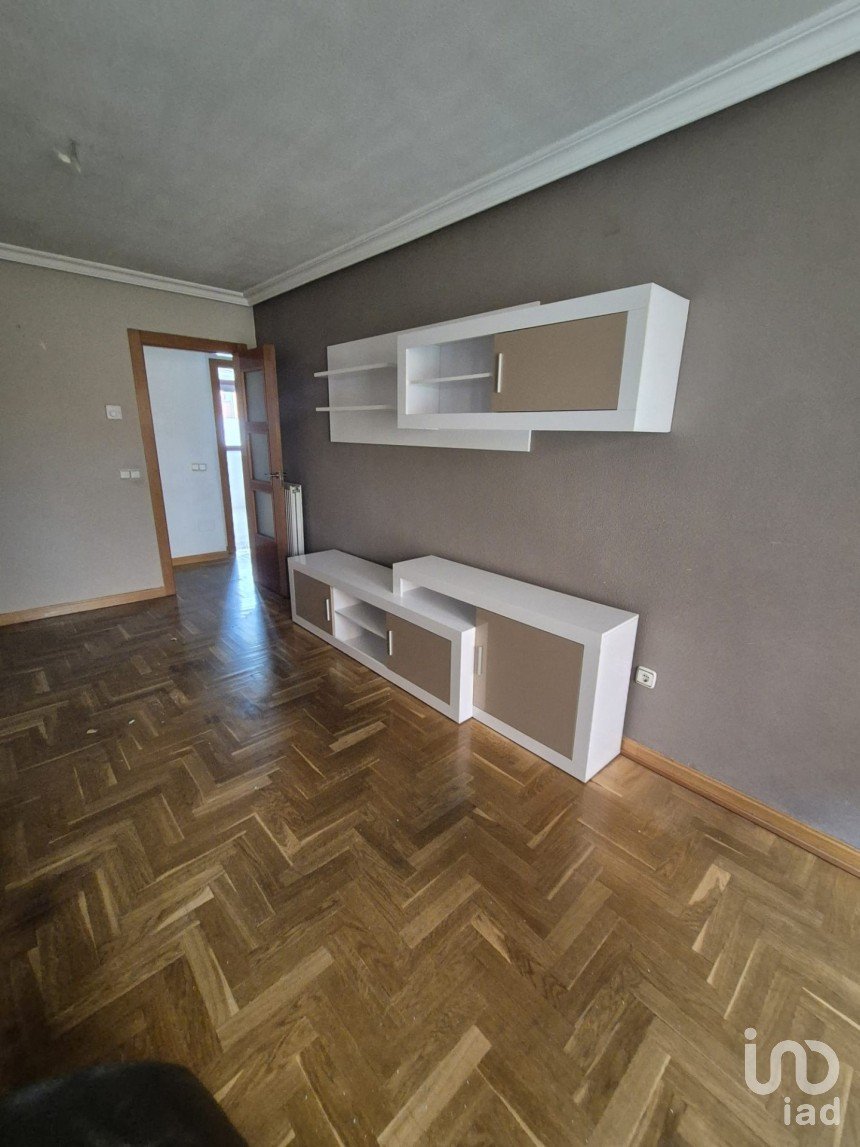 Pis 3 habitacions de 68 m² a Salamanca (37006)