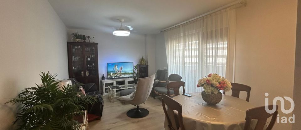 Piso 3 habitaciones de 114 m² en Sevilla (41020)