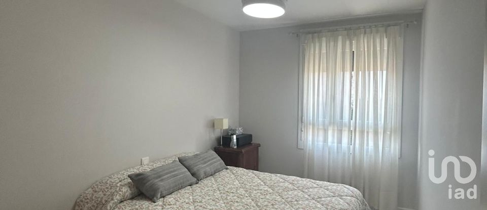 Piso 3 habitaciones de 114 m² en Sevilla (41020)