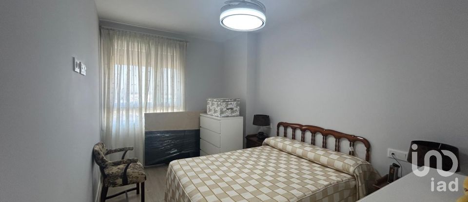 Piso 3 habitaciones de 114 m² en Sevilla (41020)