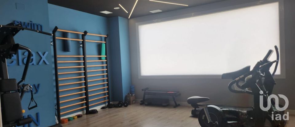 Piso 3 habitaciones de 114 m² en Sevilla (41020)