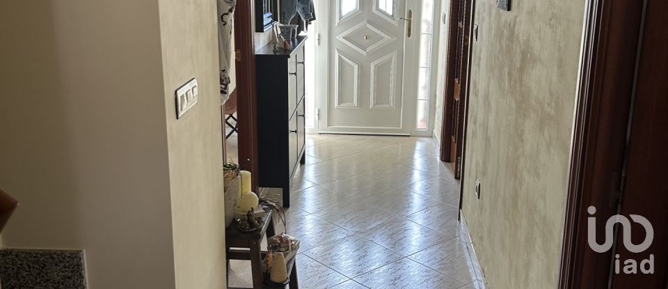 House 4 bedrooms of 169 m² in Ayoó de Vidriales (49619)