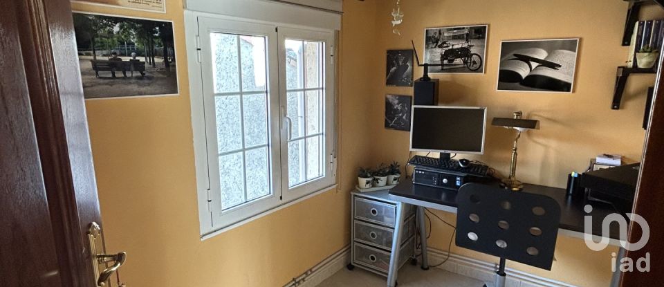 House 4 bedrooms of 169 m² in Ayoó de Vidriales (49619)