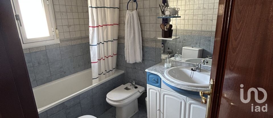 House 4 bedrooms of 169 m² in Ayoó de Vidriales (49619)