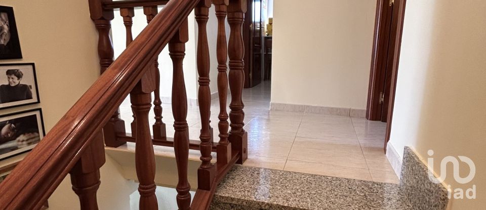 House 4 bedrooms of 169 m² in Ayoó de Vidriales (49619)