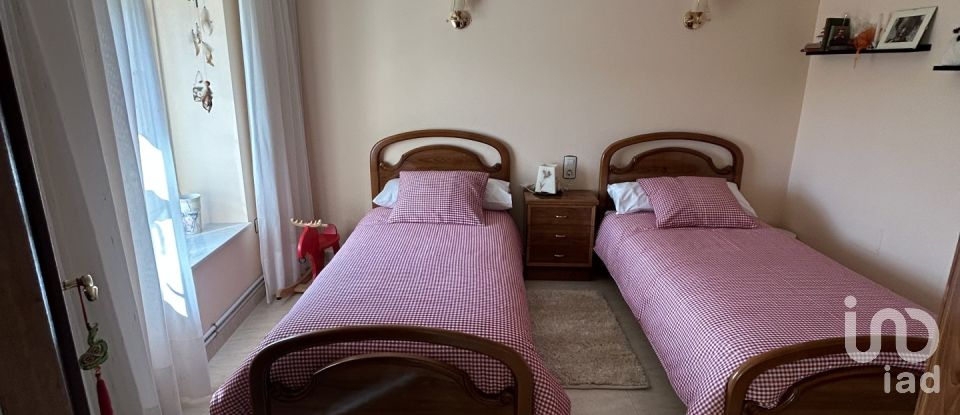 House 4 bedrooms of 169 m² in Ayoó de Vidriales (49619)