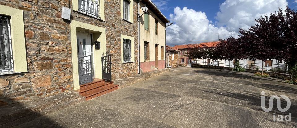 House 4 bedrooms of 169 m² in Ayoó de Vidriales (49619)