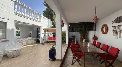 Casa rural 4 habitaciones de 220 m² en Empuriabrava (17487)