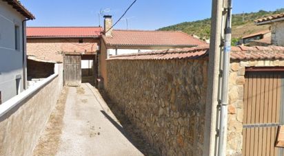 Casa 3 habitacions de 75 m² a Oceja de Valdellorma (24870)