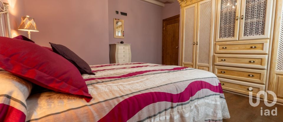 Maison 4 chambres de 315 m² à Boquerizo (33590)