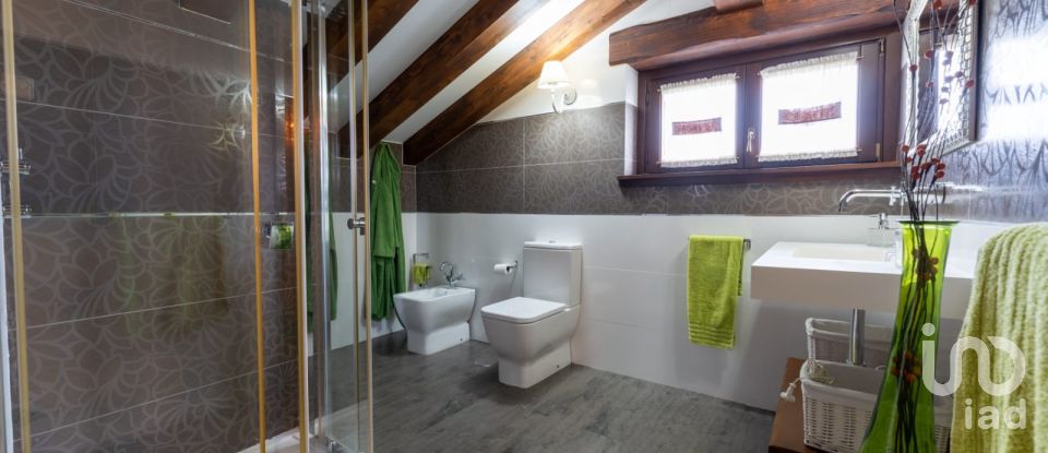 Maison 4 chambres de 315 m² à Boquerizo (33590)