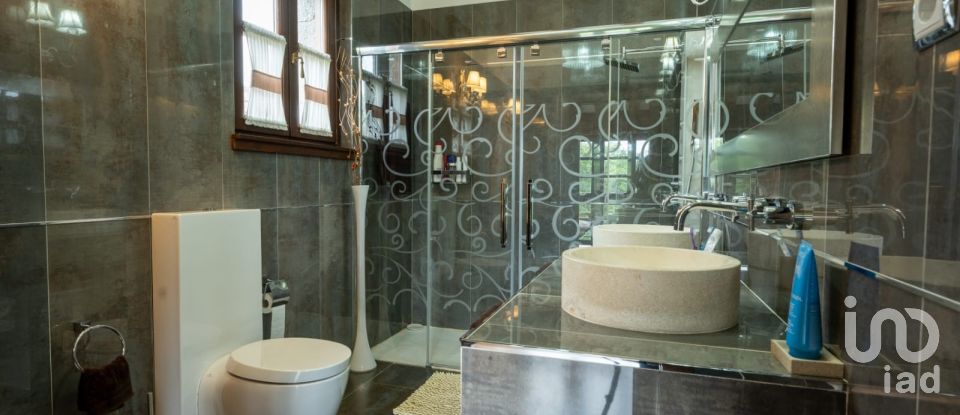 Maison 4 chambres de 315 m² à Boquerizo (33590)