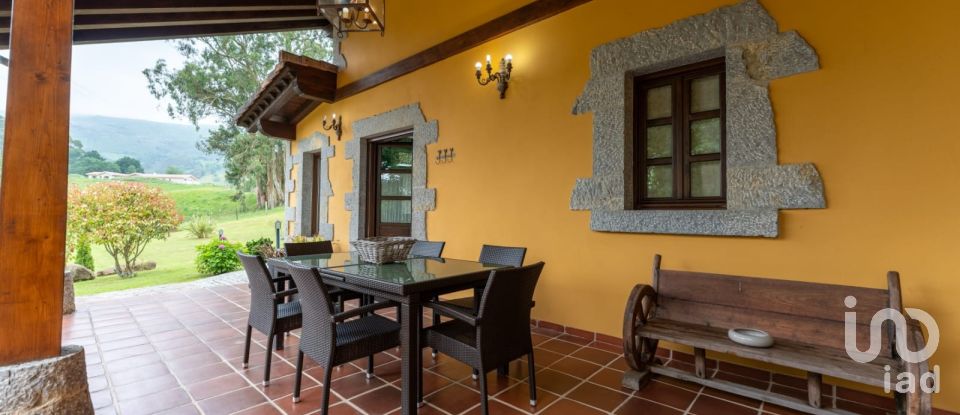 Maison 4 chambres de 315 m² à Boquerizo (33590)