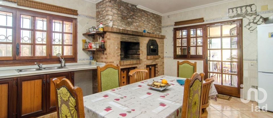 Casa 5 habitaciones de 299 m² en Santa Oliva (43710)