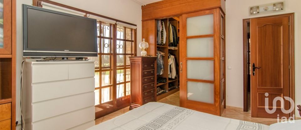 Casa 5 habitaciones de 299 m² en Santa Oliva (43710)