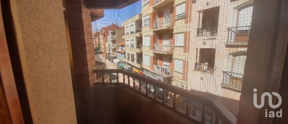 Apartment 4 bedrooms of 111 m² in La Bañeza (24750)