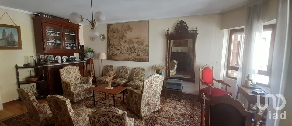 Apartment 4 bedrooms of 111 m² in La Bañeza (24750)