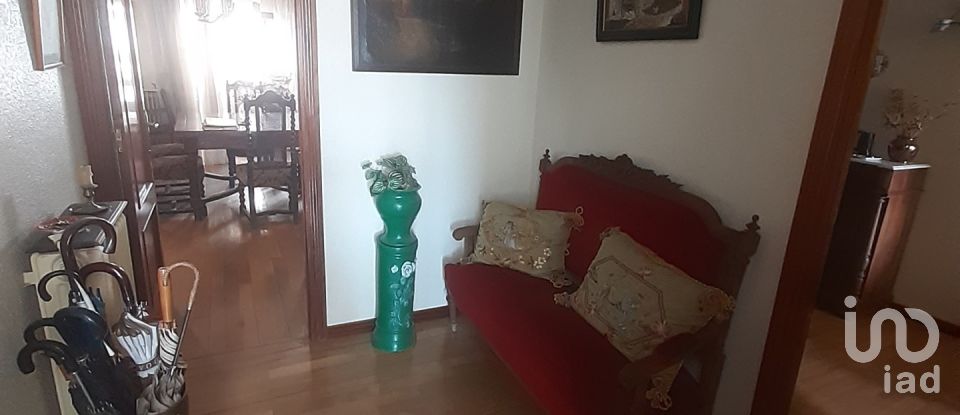 Apartment 4 bedrooms of 111 m² in La Bañeza (24750)