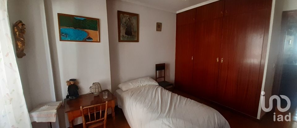 Apartment 4 bedrooms of 111 m² in La Bañeza (24750)