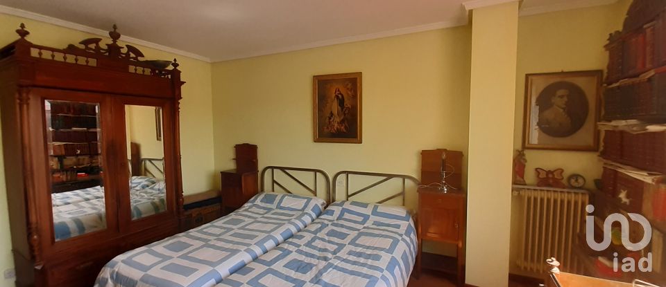 Apartment 4 bedrooms of 111 m² in La Bañeza (24750)