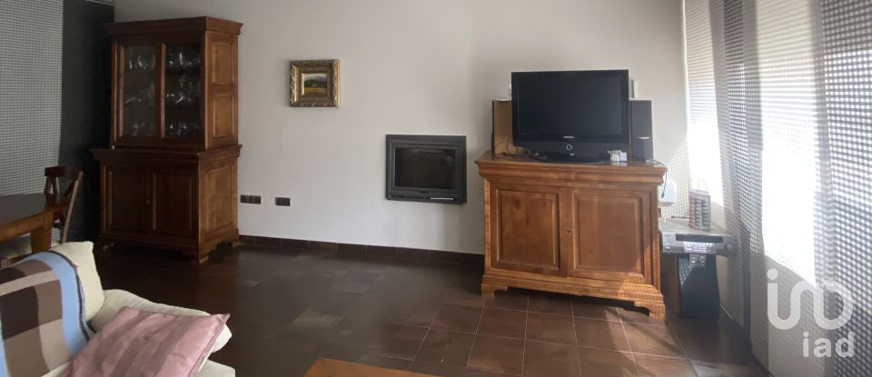 House 3 bedrooms of 220 m² in Medina del Campo (47400)