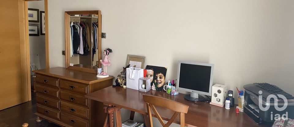 House 3 bedrooms of 220 m² in Medina del Campo (47400)