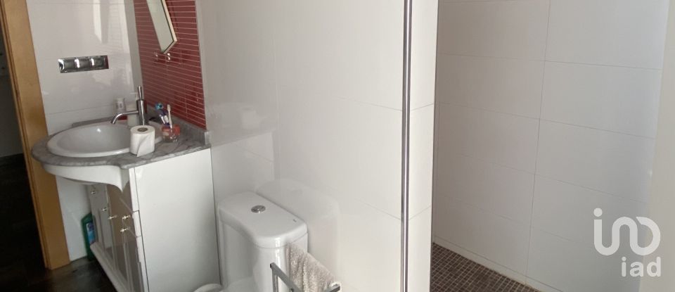 House 3 bedrooms of 220 m² in Medina del Campo (47400)