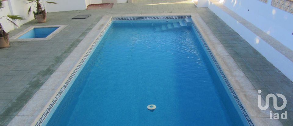 Lodge 8 bedrooms of 300 m² in Casabermeja (29160)