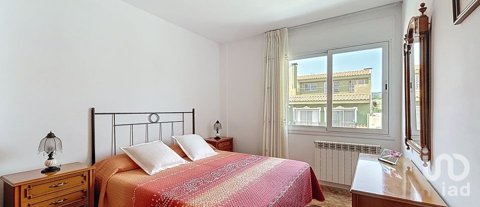 House 5 bedrooms of 400 m² in Pineda de Mar (08397)