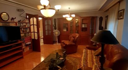 Apartment 4 bedrooms of 148 m² in La Bañeza (24750)