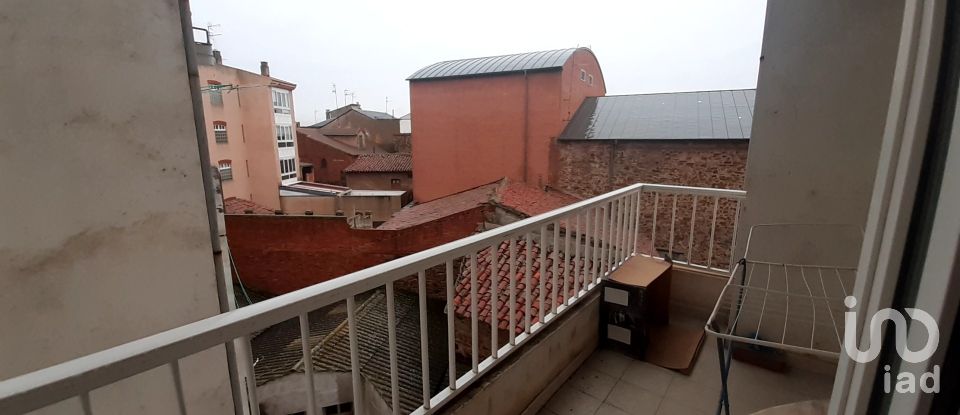 Apartment 4 bedrooms of 148 m² in La Bañeza (24750)