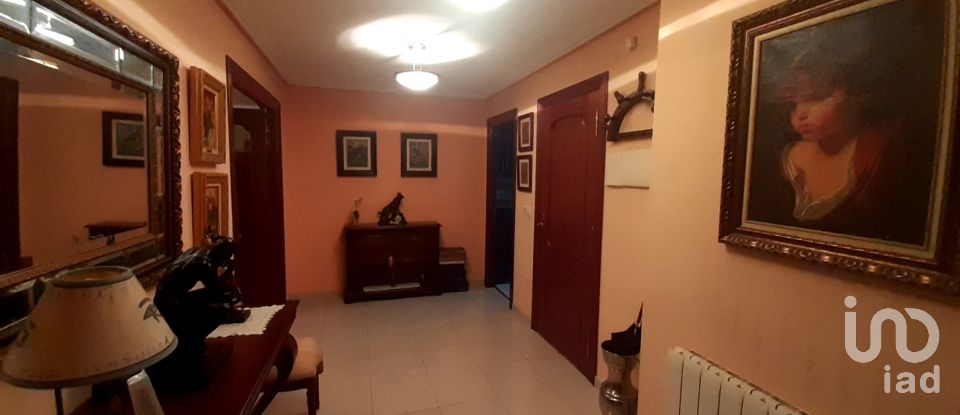 Apartment 4 bedrooms of 148 m² in La Bañeza (24750)