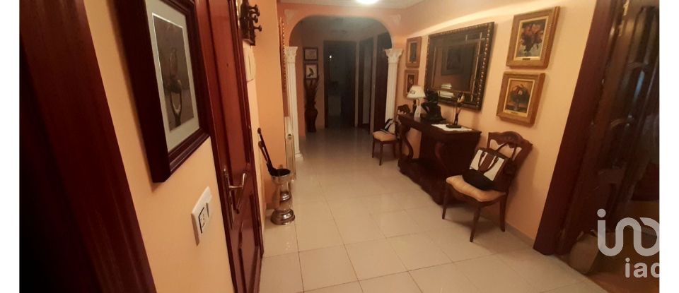 Apartment 4 bedrooms of 148 m² in La Bañeza (24750)