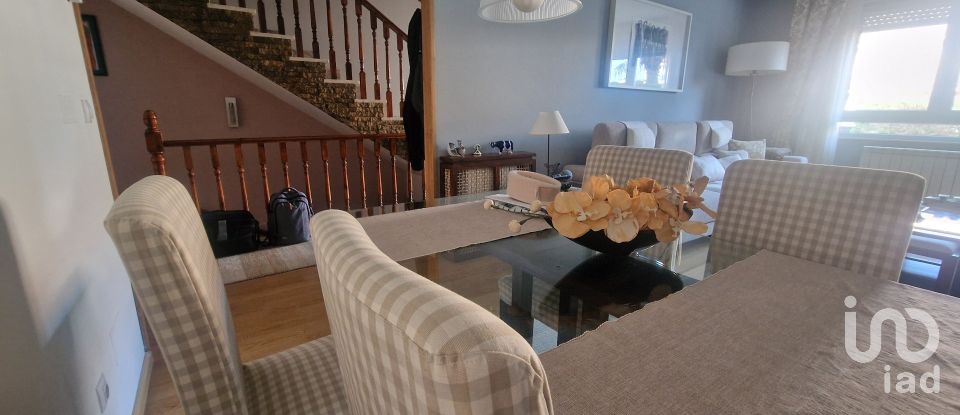 Casa/villa 4 habitacions de 210 m² a Montejos del Camino (24282)