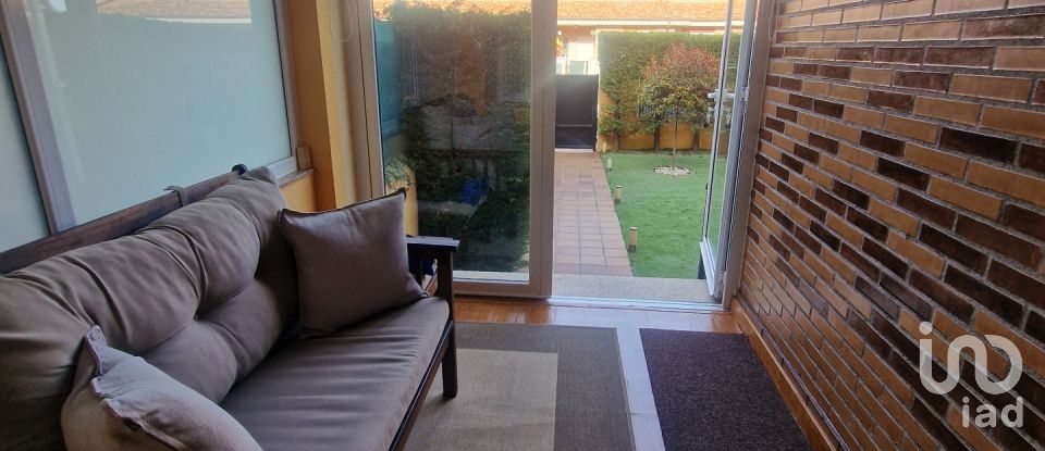 Casa/villa 4 habitacions de 210 m² a Montejos del Camino (24282)