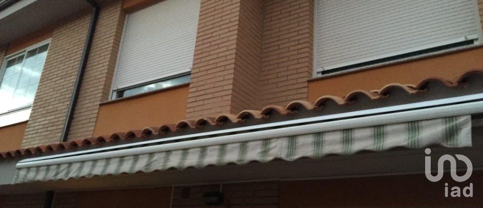 Casa/villa 4 habitacions de 210 m² a Montejos del Camino (24282)