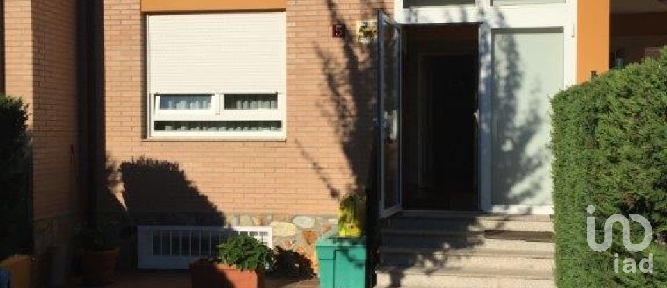 Casa/villa 4 habitacions de 210 m² a Montejos del Camino (24282)