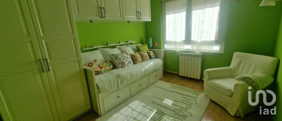 Casa/villa 4 habitacions de 210 m² a Montejos del Camino (24282)