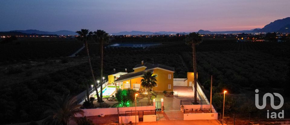 Chalet 5 habitaciones de 477 m² en Correntias Medias (03321)