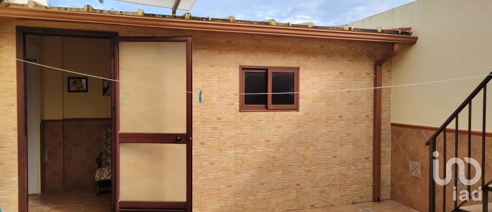 House 3 bedrooms of 361 m² in Cañada Rosal (41439)