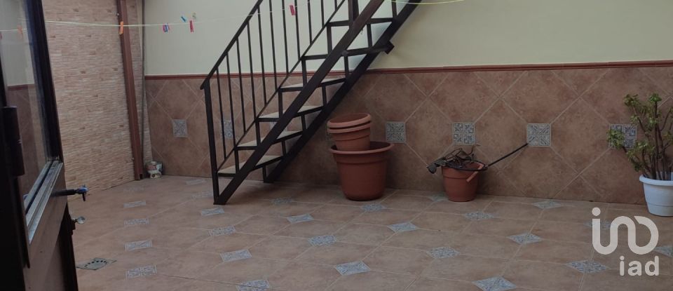 House 3 bedrooms of 361 m² in Cañada Rosal (41439)