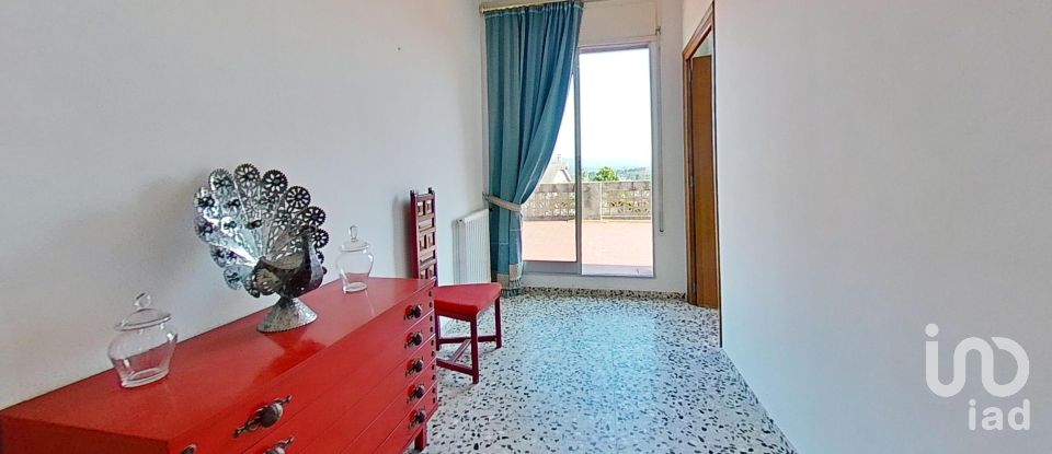 Casa 4 habitaciones de 365 m² en El Molar (43736)