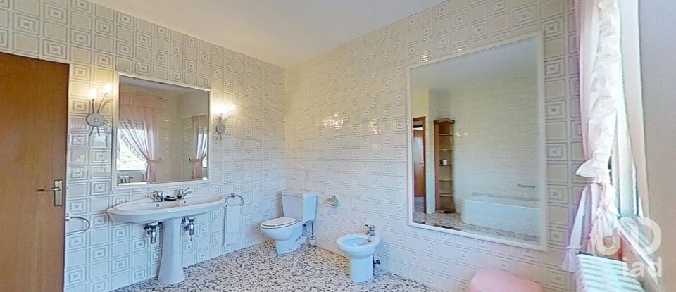 Casa 4 habitaciones de 365 m² en El Molar (43736)